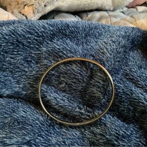 14K ETERNA Gold Bangle Bracelet! Made in Costa Rica! Oval Shape